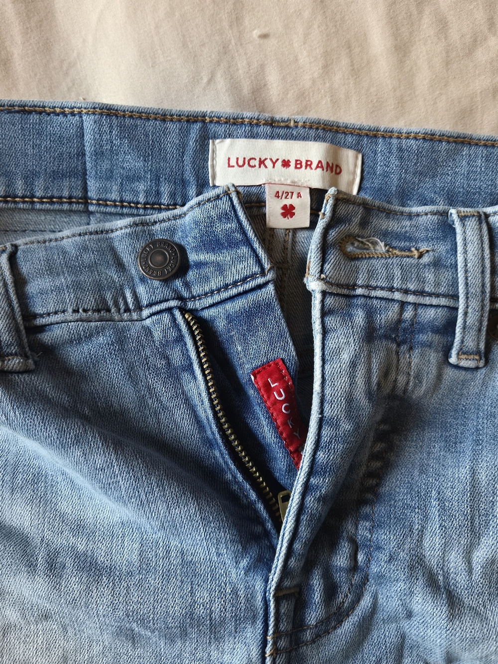 Lucky Brand Light Wash Skinny Jeans Size 27 Stretch Denim Mid Rise